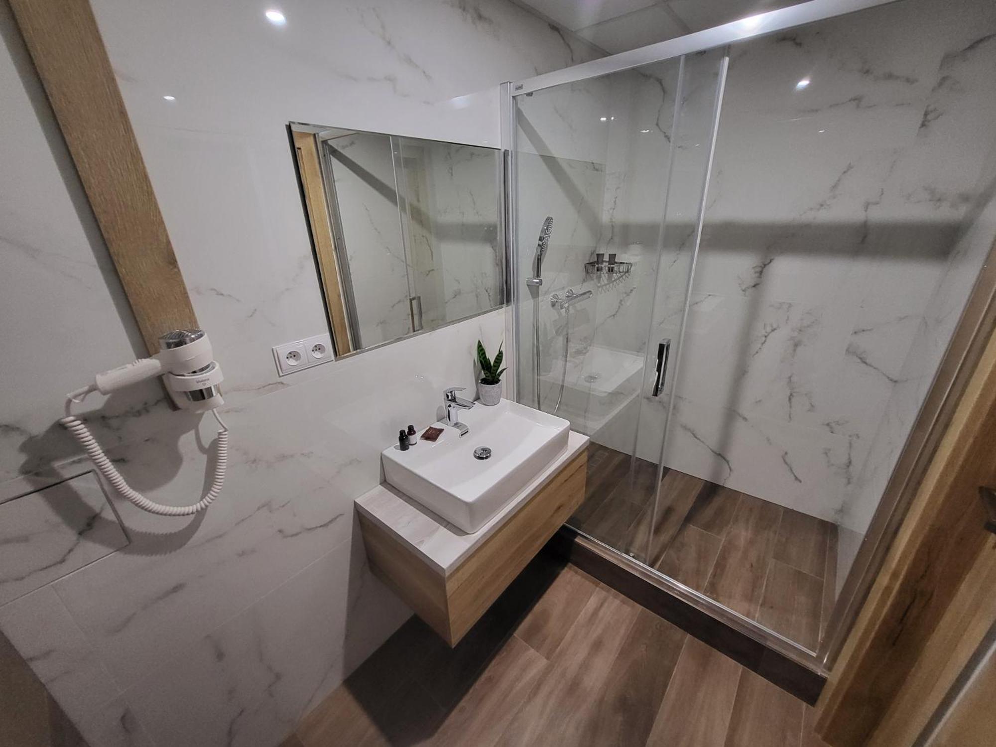 Hotel Crystal كَشّا المظهر الخارجي الصورة